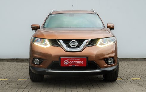 Nissan X-Trail 2.5	AT 2015	Jingga - TDP Rendah - Pajak Aman