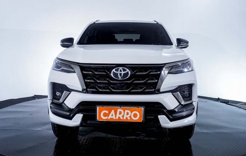 Toyota Fortuner 2.8 GR Sport AT 2022 Putih