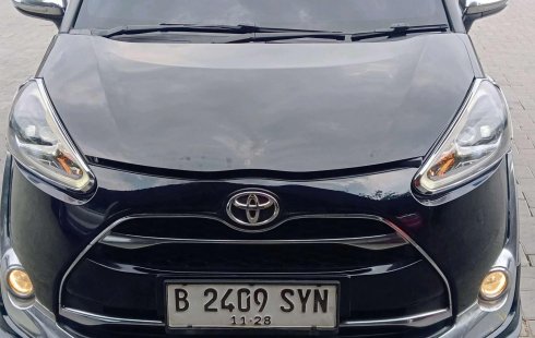 Toyota Sienta Q AT 2018 Hitam