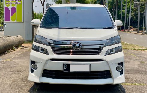 Toyota Vellfire ZG 2014 Putih