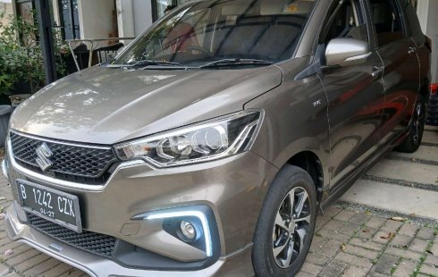 Suzuki Ertiga Sport AT 2022 Abu-abu