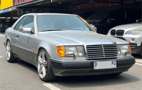 Mercedes-Benz 300CE C124 3.0 Automatic 1989