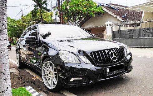 E 250 AVG AMG Style TURBO (310N.m) Rawatan ATPM Km 82 rb B GENAP Pjk JUNI 2025 Mulus KREDIT TDP 39jt