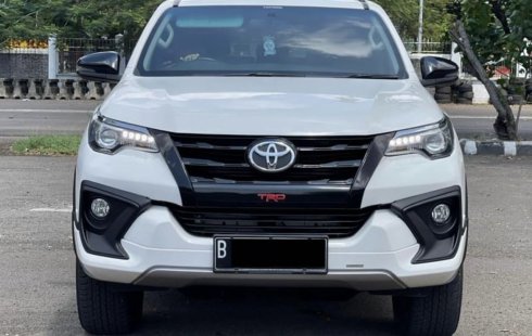 Jual mobil Toyota Fortuner 2019