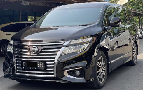 Nissan Elgrand Highway Star 2014 Hitam