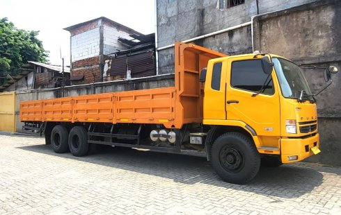 MULUS+banBARU MURAH Mitsubishi Fuso tronton 6x4 bak besi kargo 2022