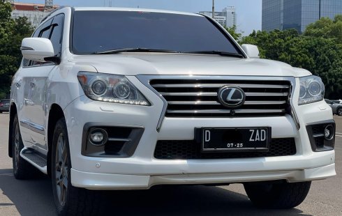 DIJUAL CEPAT LEXUS LX570 AT PUTIH 2014 TERMURAH