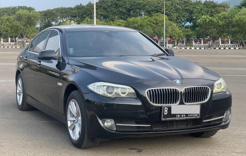 BMW 520D DIESEL 2013 AT HITAM DIJUAL CEPAT TERMURAH