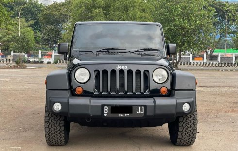 Jeep Wrangler Sport Unlimited 2011 SUV