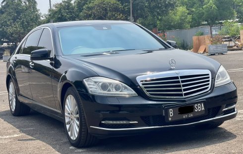 MERCY S300 AT HITAM 2011 DIJUAL CEPAT TERMURAH