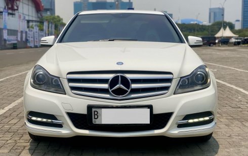 Mercedes-Benz C-Class C200 1.8 2013 Putih