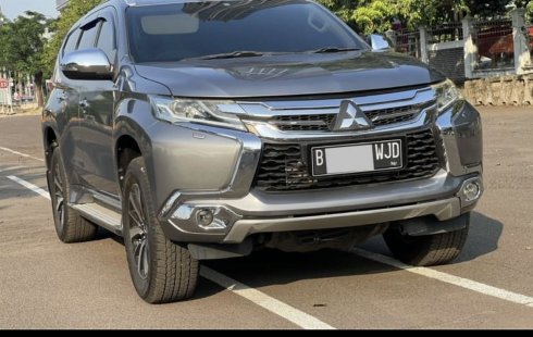 Mitsubishi Pajero Sport Dakar 2016 SUV