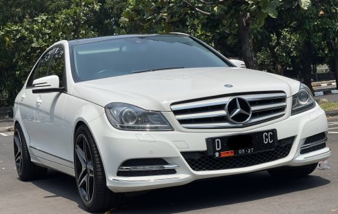 2013 MERCEDES BENZ C300 AVANTGARD PUTIH UNIT LULUS INSPEKSI