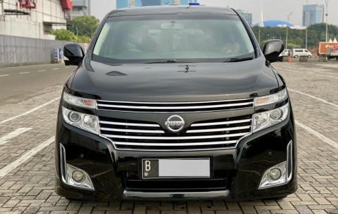 Nissan Elgrand Highway Star 2013 Hitam