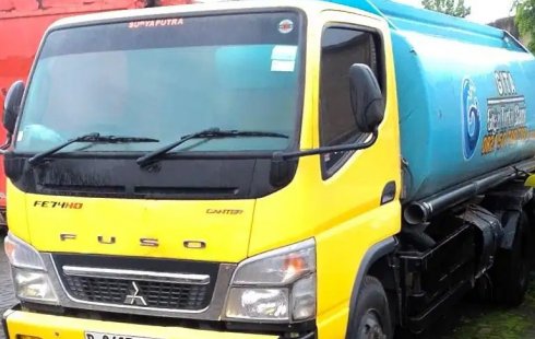 murah cdd Mitsubishi Coltdiesel canter tangki air 2023 colt diesel