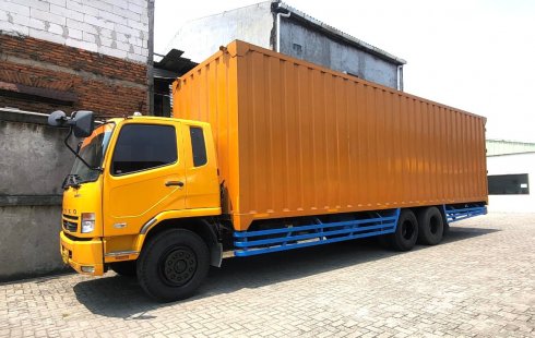 MURAH+banBARU Mitsubishi Fuso tronton 6x2 HD Box besi 2023 bok