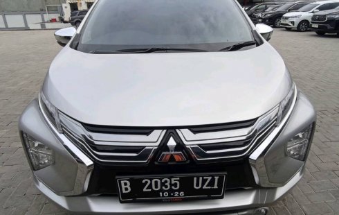 Mitsubishi Xpander Ultimate AT 2021 Silver