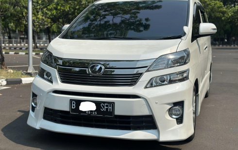 VELLFIRE 2.4 ZG AT 2014 PUTIH DIJUAL CEPAT MURAH BERGARANSI