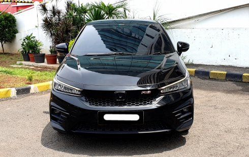 Honda City Hatchback New  City RS Hatchback CVT 2023 hitam km 19 ribuan tangan pertama dari baru