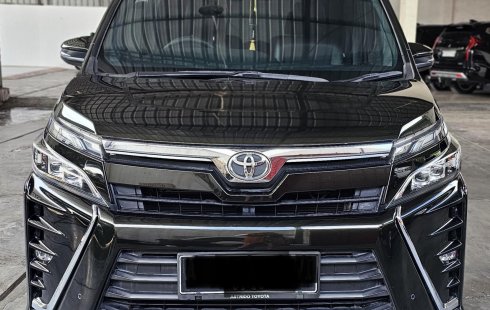 Toyota Voxy A/T ( Matic ) 2019/ 2020 Hitam Coklat Km 68rban Mulus Siap Pakai