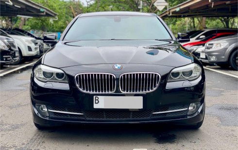 BMW 5 Series 520i 2013 Hitam