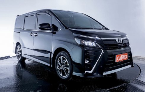 JUAL Toyota Voxy CVT 2018 Hitam