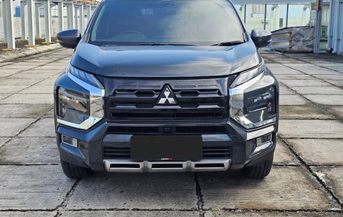 Mitsubishi Xpander Cross Premium Package AT 2023 Abu-abu