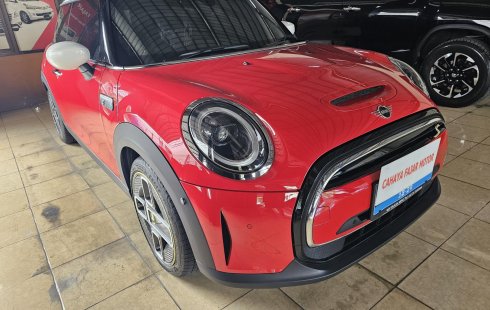 Mini Cooper S Electric 3 Doors 2023/2024 Merah-Putih KM 10 Perak