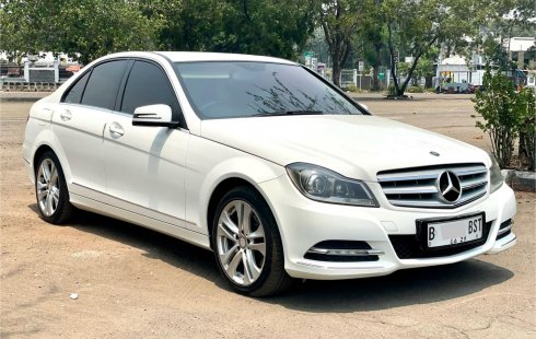 Mercedes-Benz C-Class C200 2014 Sedan