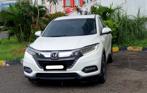 Honda HR-V 1.5L E CVT Special Edition 2020 putih dp 35 jt km 41ribuan