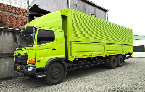 MULUS+banBARU MURAH Hino tronton 6x2 FL 235 JW wingbox 2018 wing box