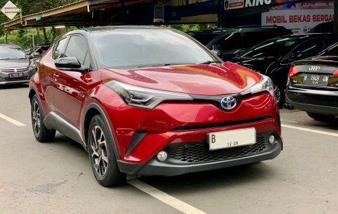 Toyota C-HR 1.8 L HV CVT Dual Tone 2021 SUV