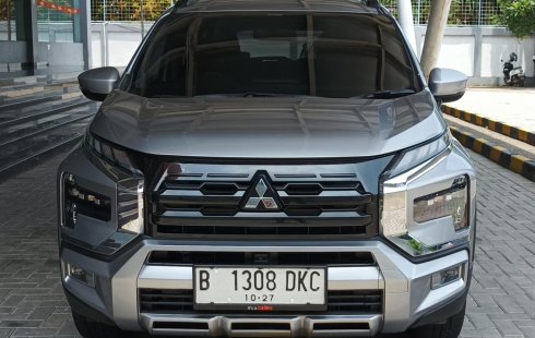 JUAL Mitsubishi Xpander Cross Premium CVT 2022 Silver