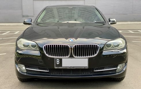 BMW 5 Series 520d 2013 Hitam