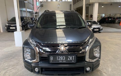 Mitsubishi Xpander Cross Black Edition AT 2021 Abu-abu