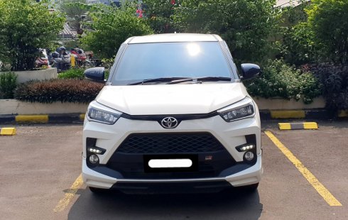 Toyota Raize 1.0T GR Sport CVT (One Tone) 2022 putih km 22 ribuan