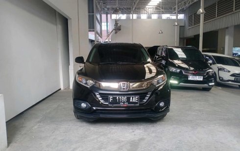 HONDA HRV E 1.5 AT 2020 HITAM