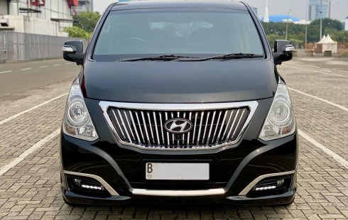 Hyundai H-1 2.5L CRDi Royale 2018 Hitam