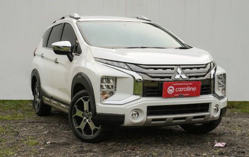 Mitsubishi Xpander Cross AT 2021 Putih
