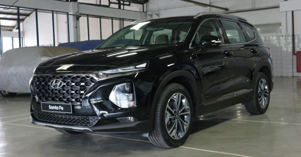 Review Hyundai Grand Santa Fe 2019 Semakin Canggih Dan Aman