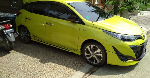 Paling Keren 24 Gambar Yaris Warna Kuning Gani Gambar