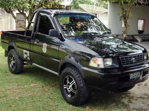 Toyota Kijang Kapsul Pick Up tahun 2005 Hitam 1128684