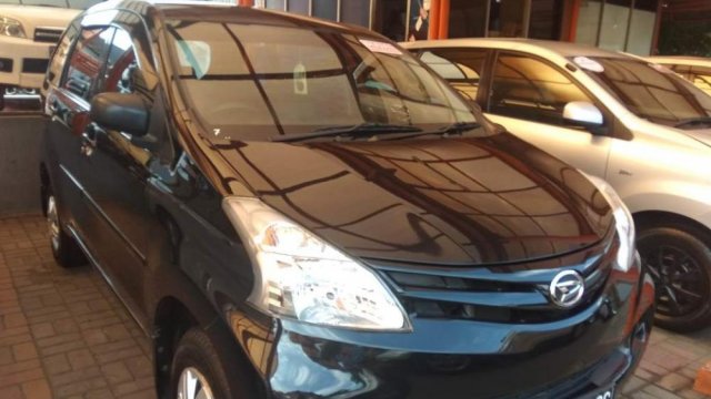 Jual beli mobil  Daihatsu Xenia  D Jawa  Barat  bekas  baru  