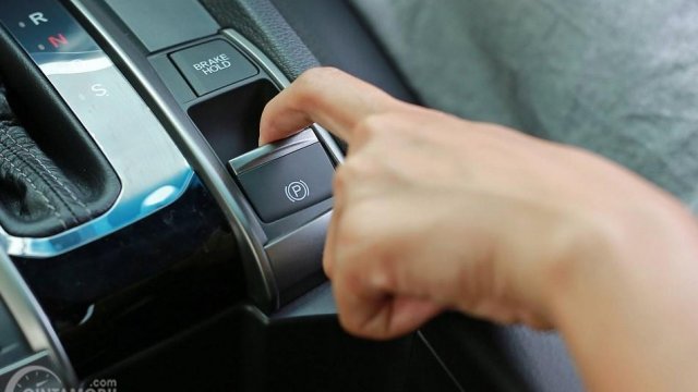 Desain Lebih Simpel, Ini Kelebihan Rem Tangan Elektrik