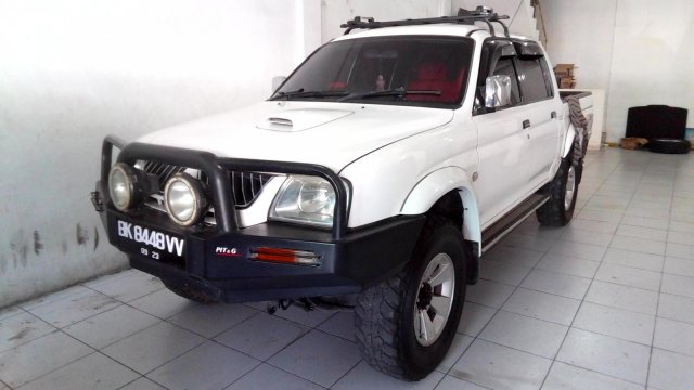 Mitsubishi L200 Strada 2007 - Jual Beli Mobil Bekas Murah 