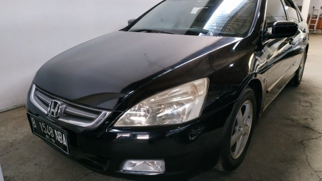 Beli mobil  Honda  Accord  2004 bekas baru harga  nego 