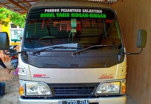 Beli mobil Isuzu  Elf  2008 bekas  baru dengan diskon 