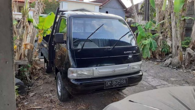 Beli mobil  Suzuki  Futura  2005 bekas harga  murah kualitas 