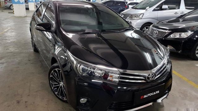 Jual Toyota  Corolla  Altis V 2014 harga  murah di  DKI 