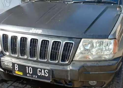 Jual mobil  Jeep  Cherokee  2000 bekas baru harga  murah 